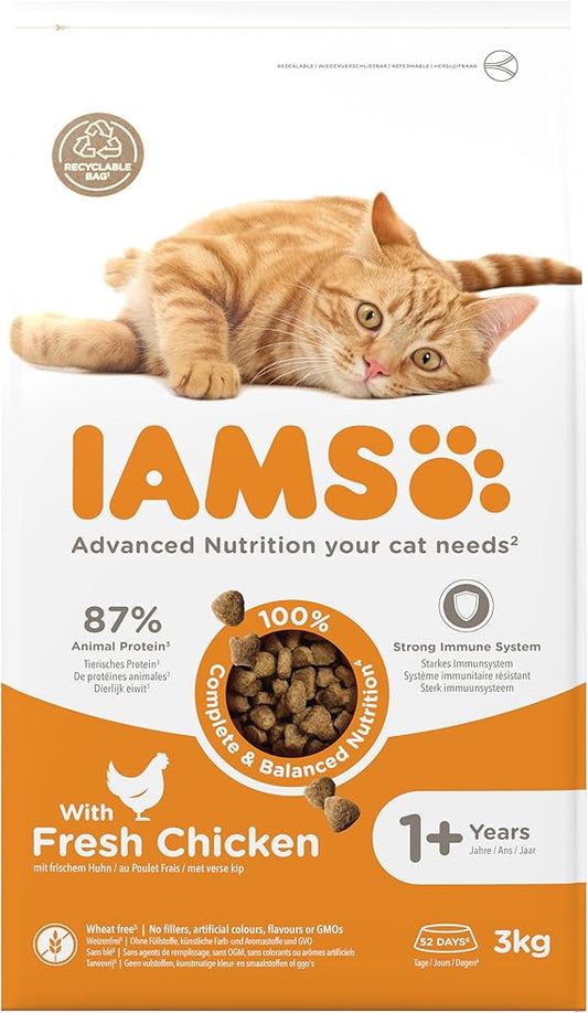 IAMS Complete Dry Cat Food for Adult 1+ Cats with Chicken 3 kg